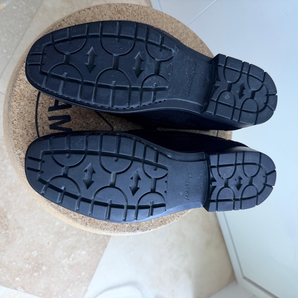 Ferragamo Men’s Black Loafers - Picture 3 of 3